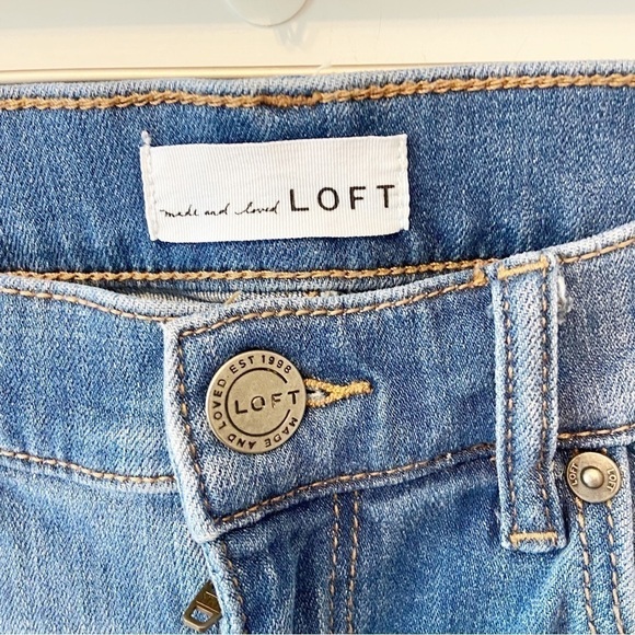 LOFT | Two Toned Modern Skinny Jeans, Rae Hem Size 28 - Picture 5 of 11